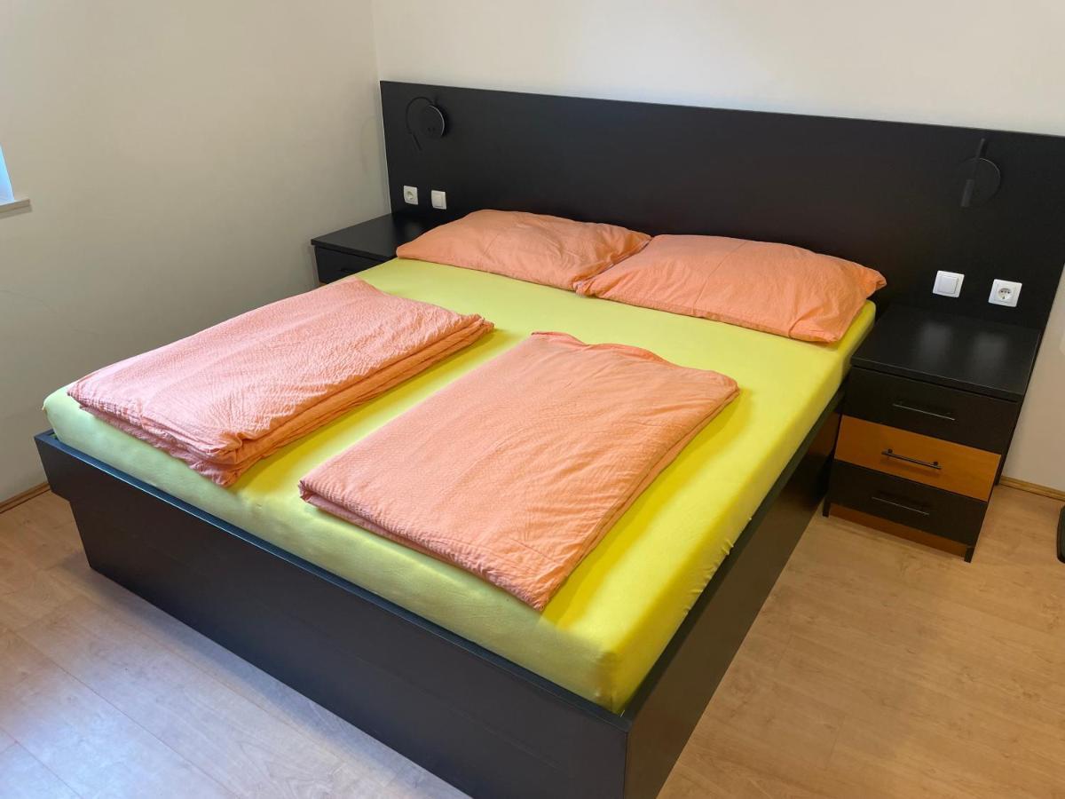 Room Aa Dravograd ภายนอก รูปภาพ
